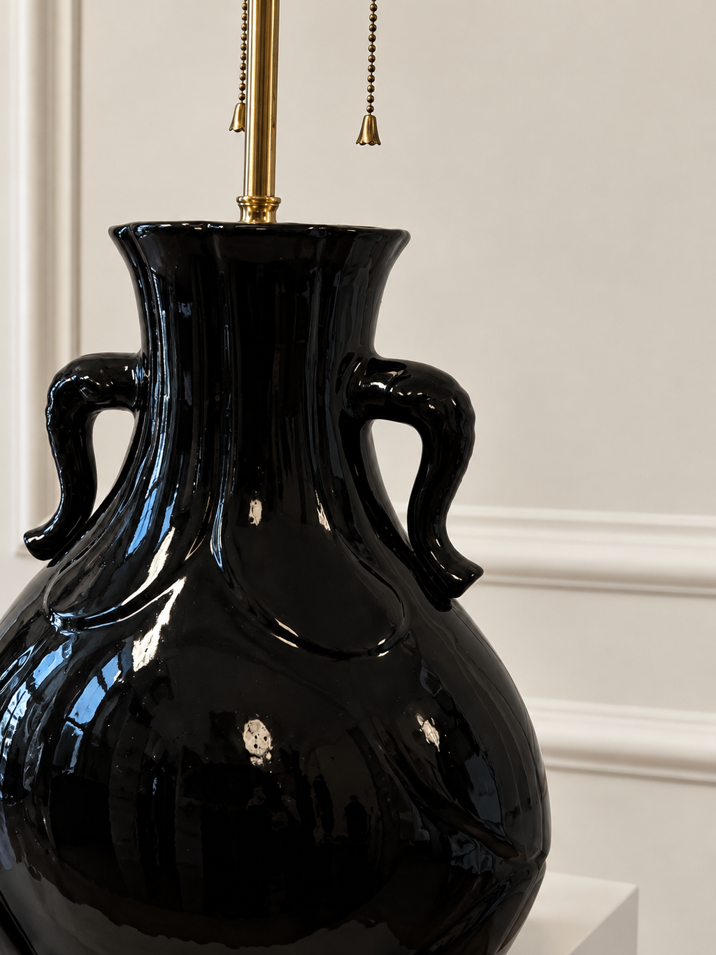 Vintage Ceramic Elephant Handle Table Lamp